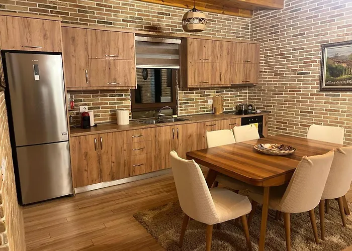 Saselisht Harmony 4 Bedroom Pogradec